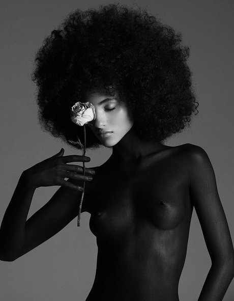 Melodie Vaxelaire star naked photos