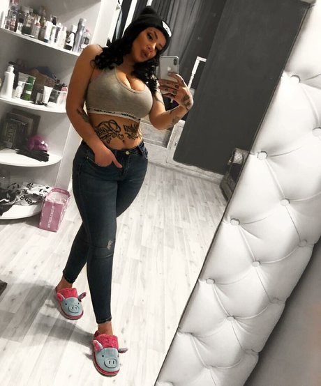 asian petite onlyfans free naked image