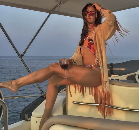 Belgin Kadoglu model nude img