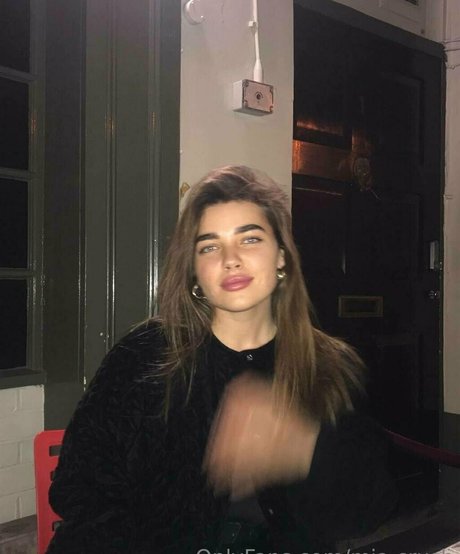 raketaraketa1998 nude model img