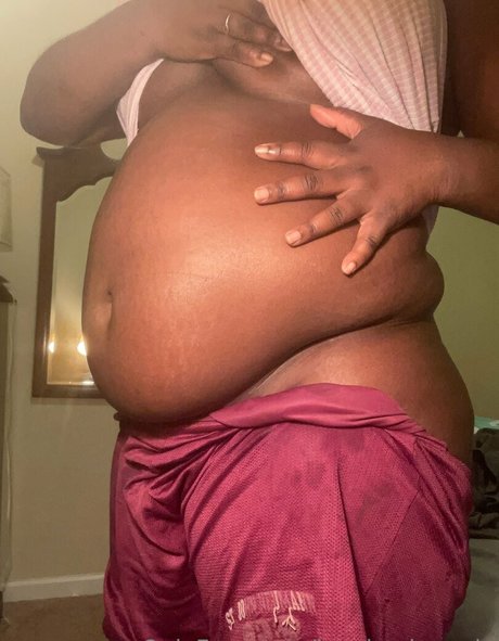 izzyeats model exclusive picture