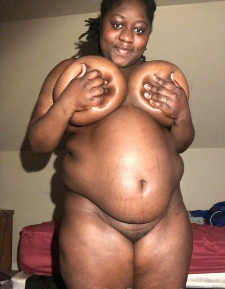 izzyeats star naked images