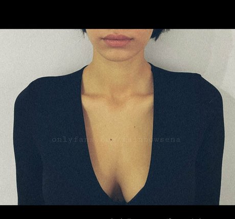 freerainbowsena model exclusive photos