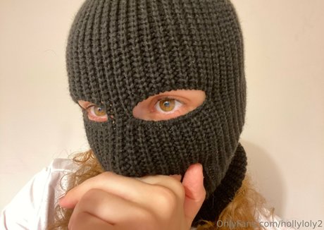 hollyloly2 art actress pics