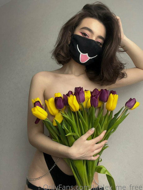 liraley me free pornstar erotic pictures