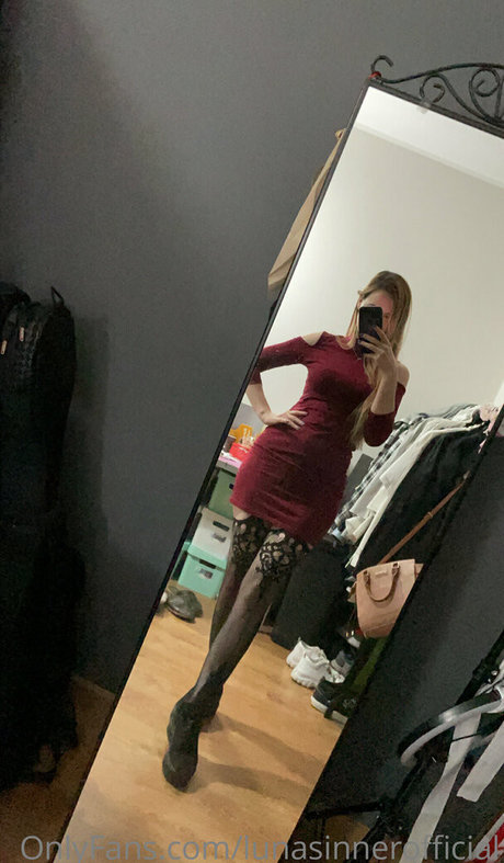 sinnerluna star perfect photo