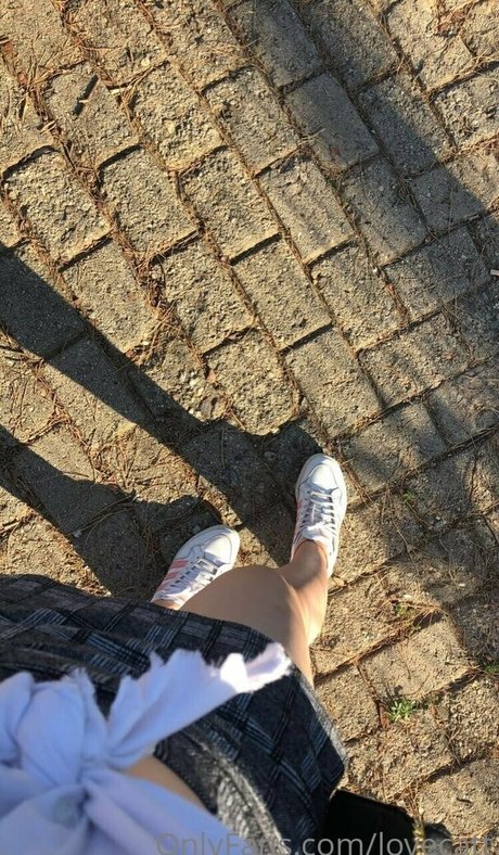 cileksu model nude image