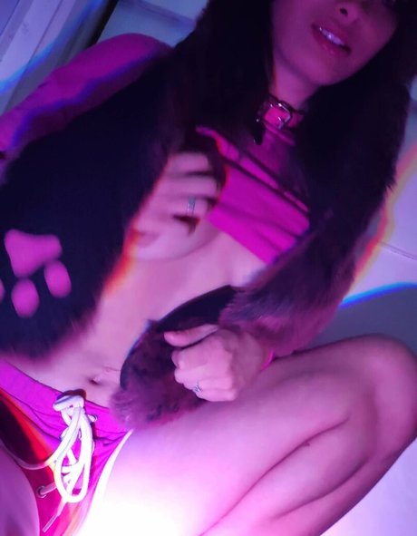 cagegirl15 sexy star photo