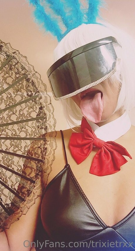 trixietrxx naked actress images