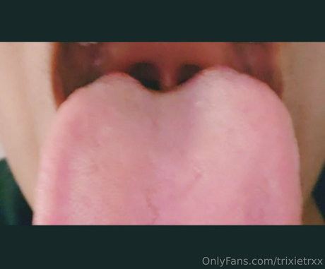 trixietrxx pornstar top picture