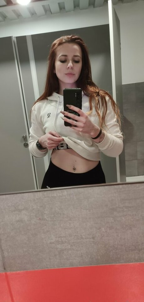 victoriafame nude model pics