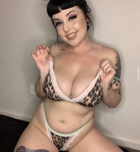 BlossyBlue pornstar nudes picture