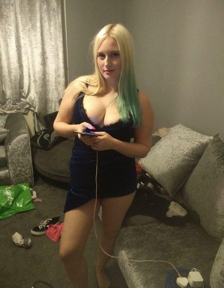 Kinkerbells1 model pretty picture