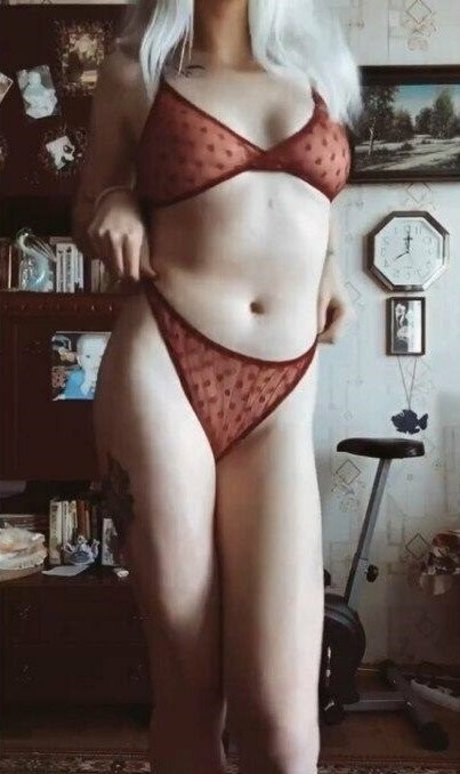 hot blonda star exclusive picture