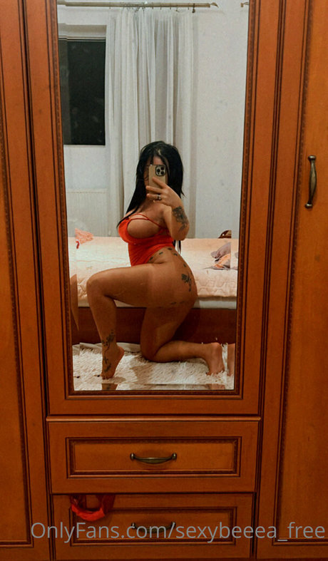 sexybeeea free star beautiful photo