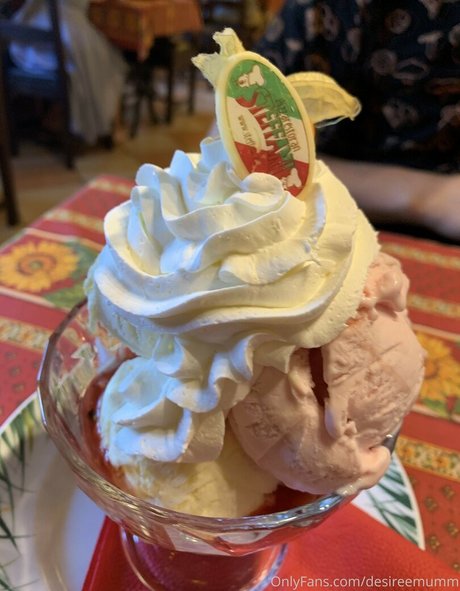 Desiree Mumm model xxx photos