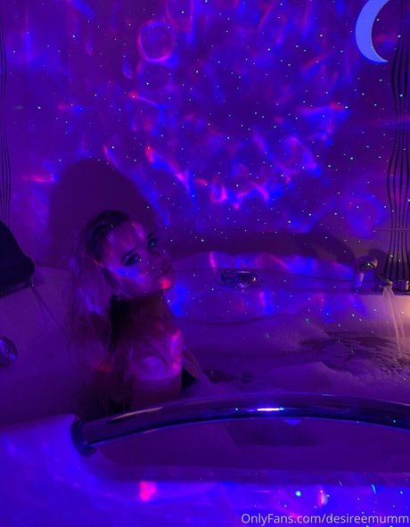 Desiree Mumm model exclusive pics