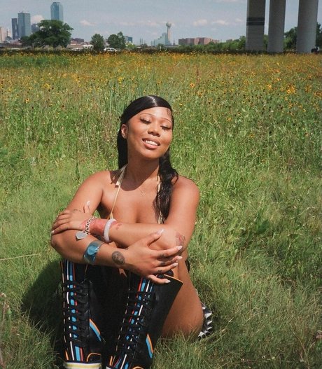 Sukibaby sex pornstar photo