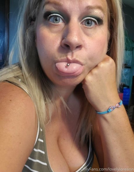 lovelyloreann pornstar erotic gallery