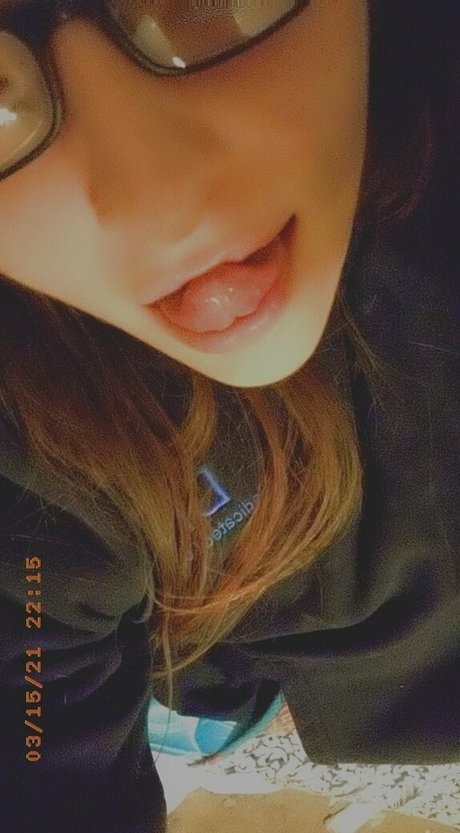 aurieleann sexy actress picture