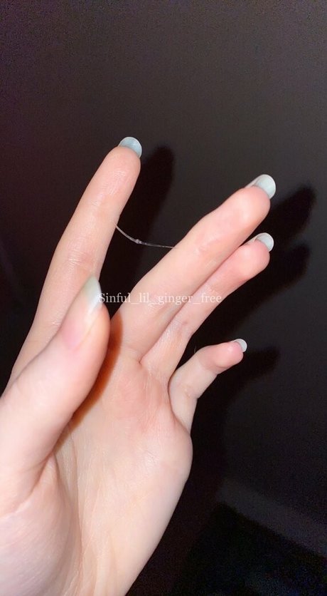 sinful lil ginger free best model pic