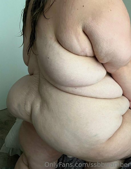 ssbbwamber nude model gallery