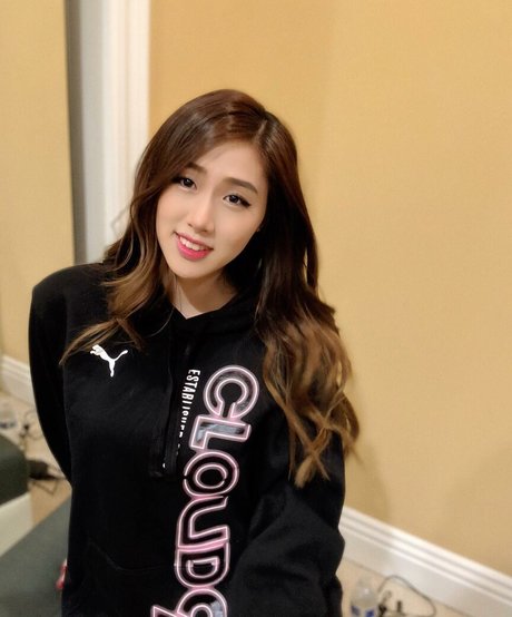 Yougelly nice pornstar picture