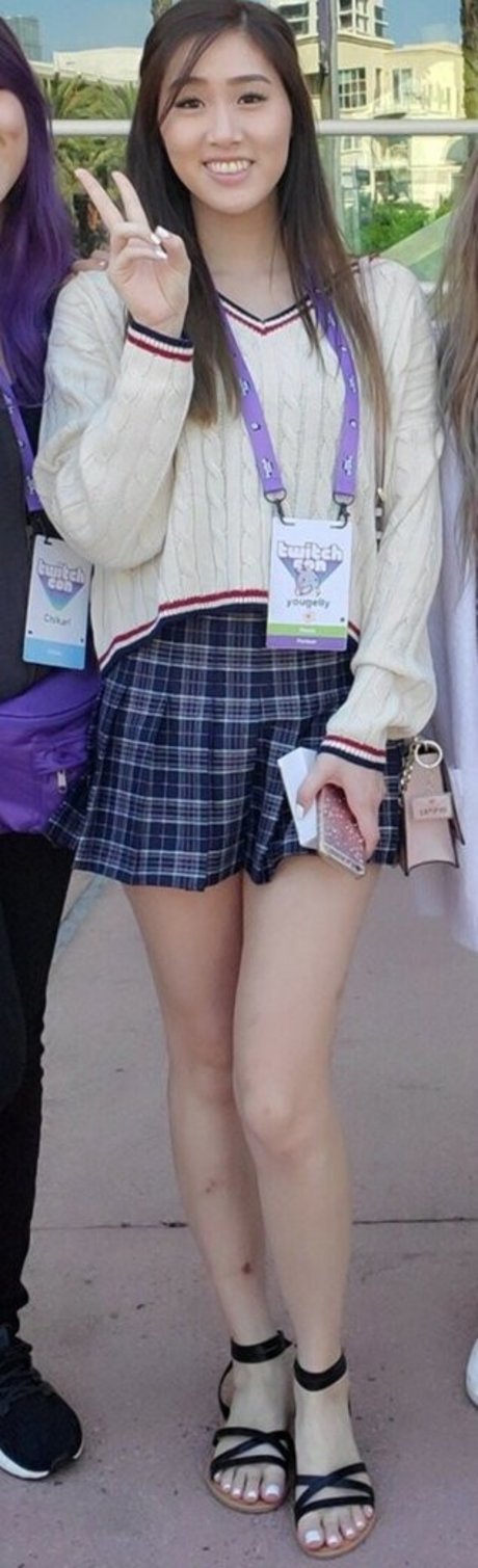 Yougelly adult star photo