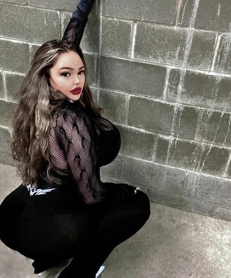 Empathicc model nice gallery