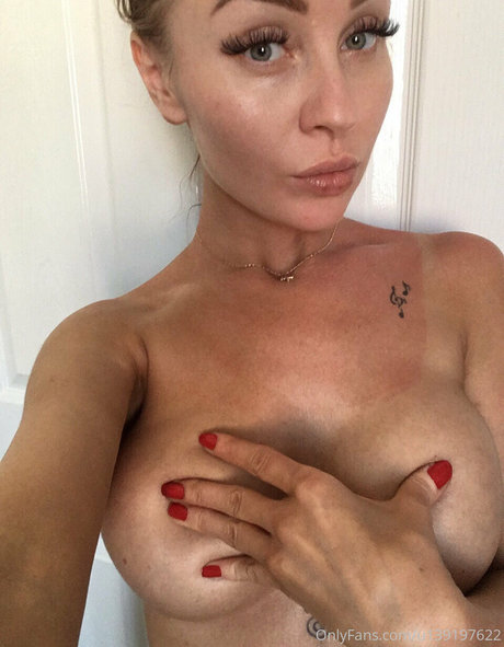 justynak310 xxx pornstar images