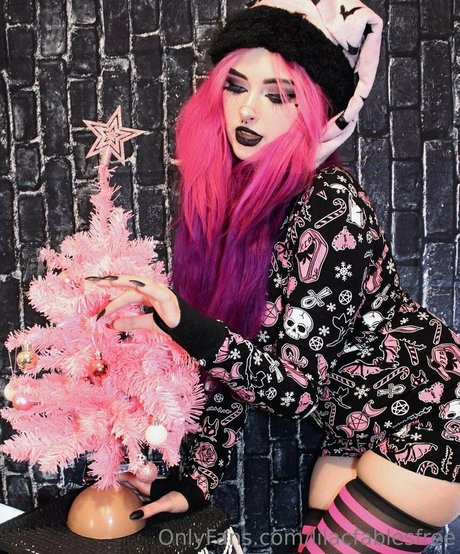 lilacfablesfree pornstar pretty pics