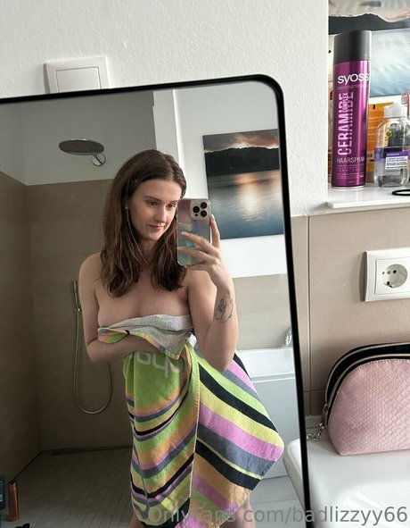 badlizzyy66 star exclusive gallery