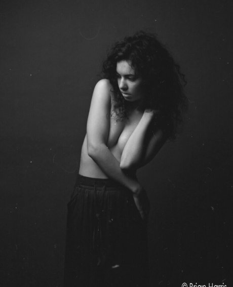 Paola S_ naked pornstar galleries