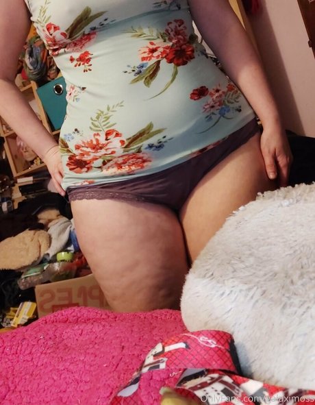 galaximoss model hot pics