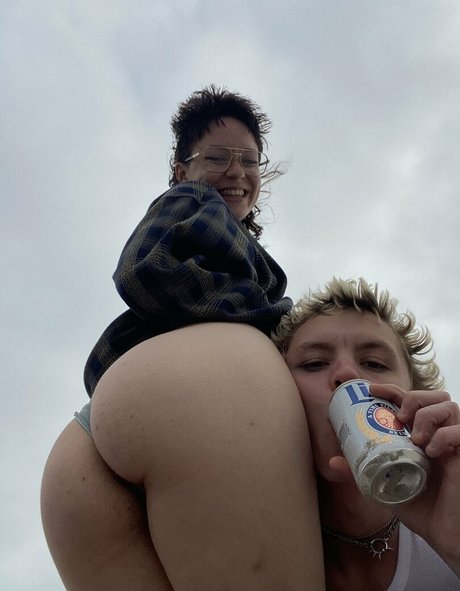 young girls onlyfans free porn pictures