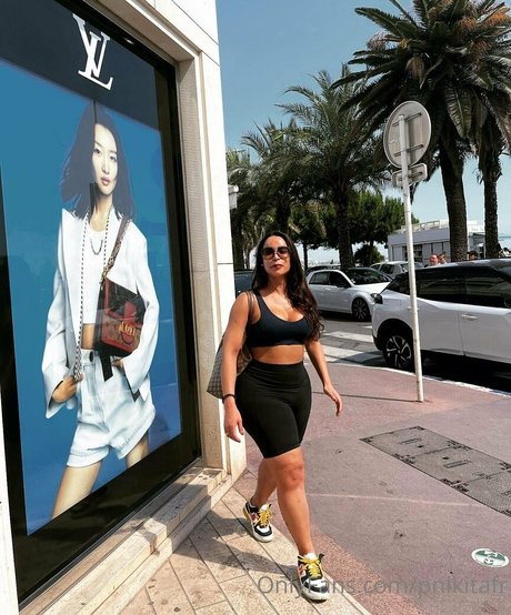 pnikitafr star beautiful photo