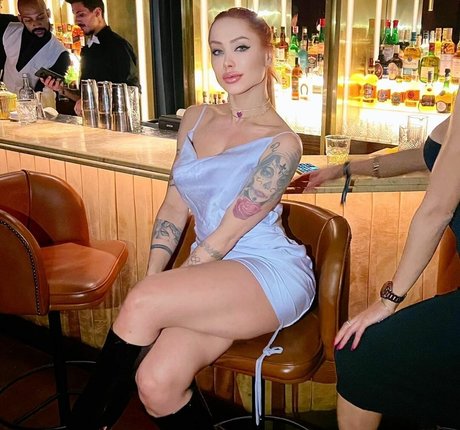 Alice Beaumont model high quality images