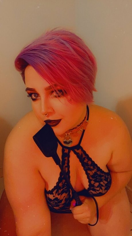 unsupervised housewife model sex picture