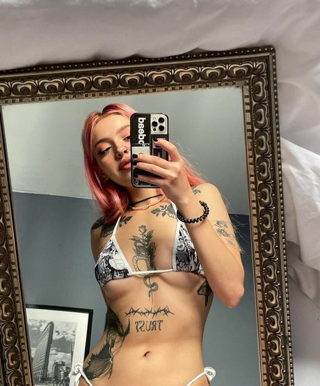 Drgsnddrnk pretty model photos