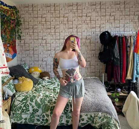 Swaggittarius xxx actress archive