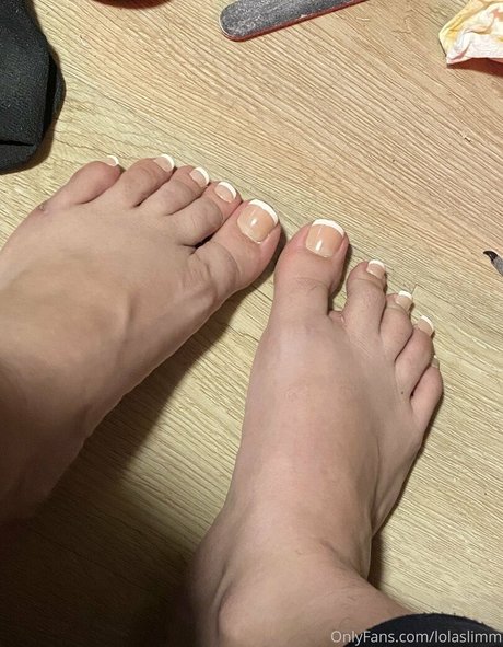 lolaslimm model xxx galleries