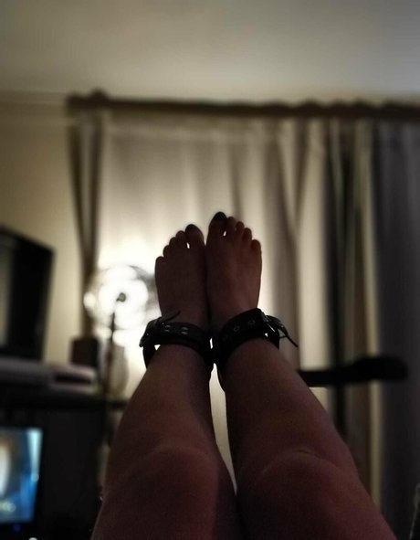 goddess of filth adult model picture