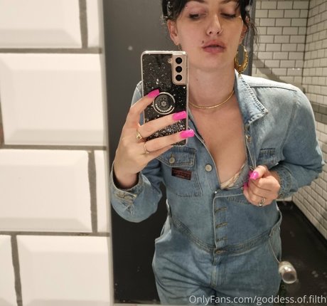 goddess of filth pornstar nude pictures