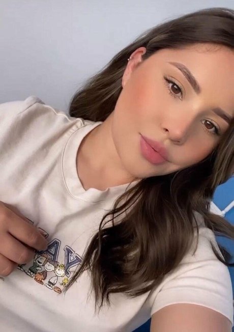 Fernanda Robles sexy model img