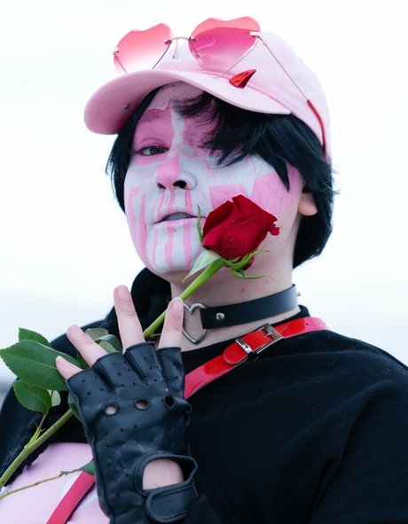 CloverCosplays model nice pictures