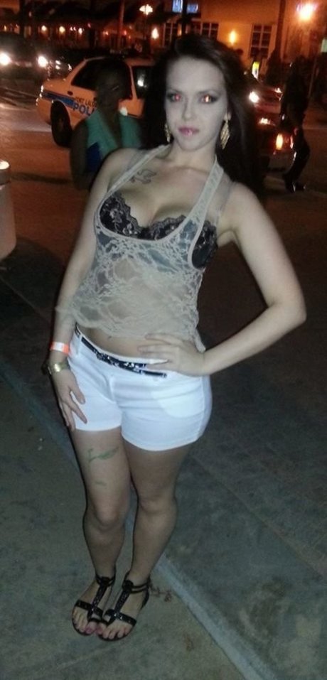 Ryan Smiles star hd gallery