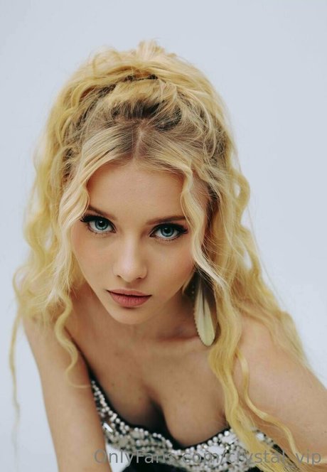 crystal vip free actress images