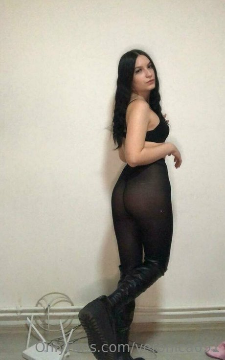 veronica091 model high quality photo