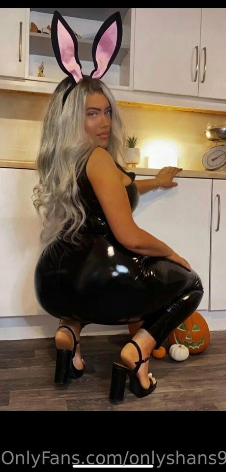 Shannon Wright nude actress picture