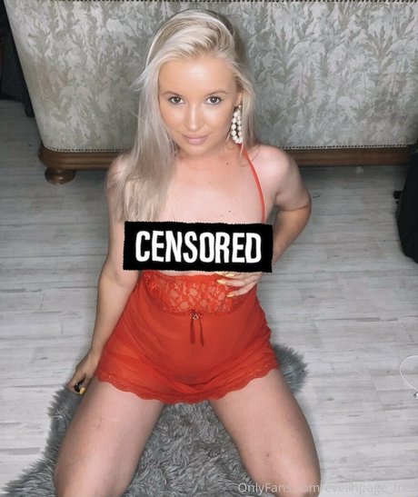 evelinpage free adult star pic